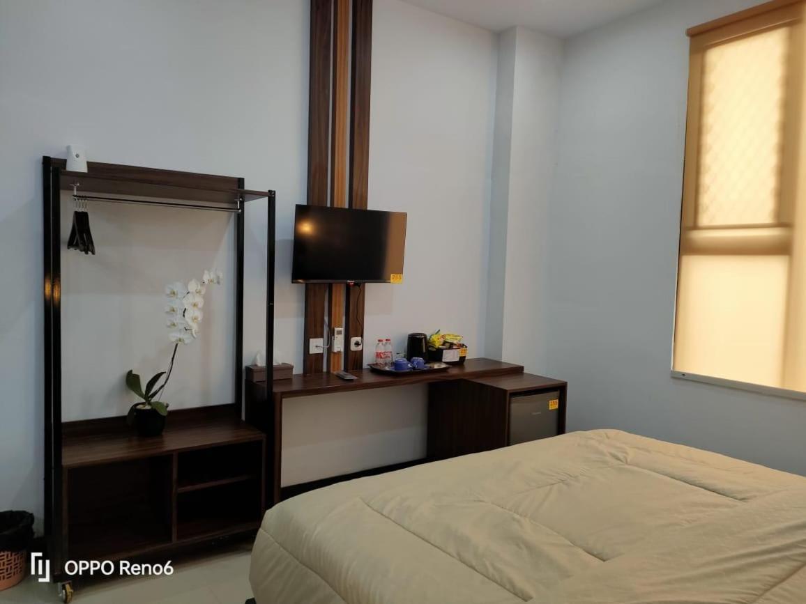 City Hotel تاسيكمالايا المظهر الخارجي الصورة