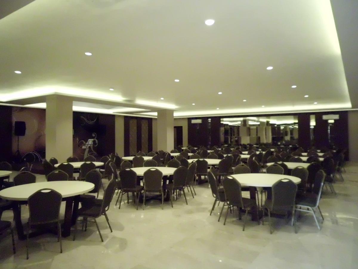 City Hotel تاسيكمالايا المظهر الخارجي الصورة
