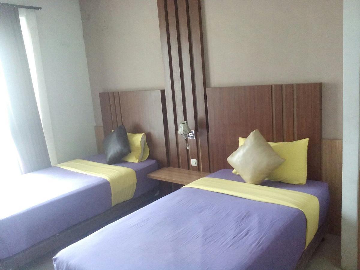 City Hotel تاسيكمالايا المظهر الخارجي الصورة